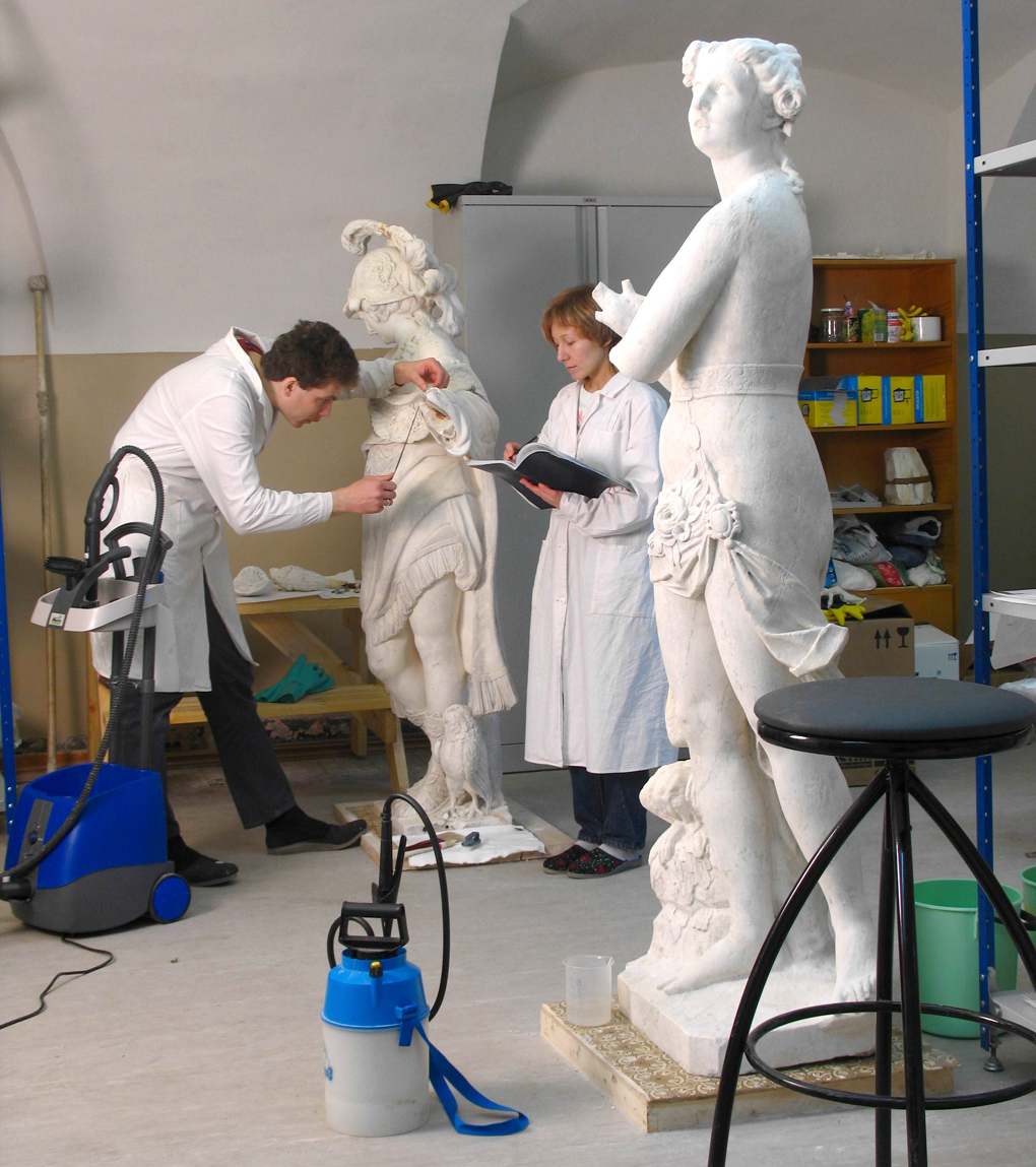 Restoration of sculptures