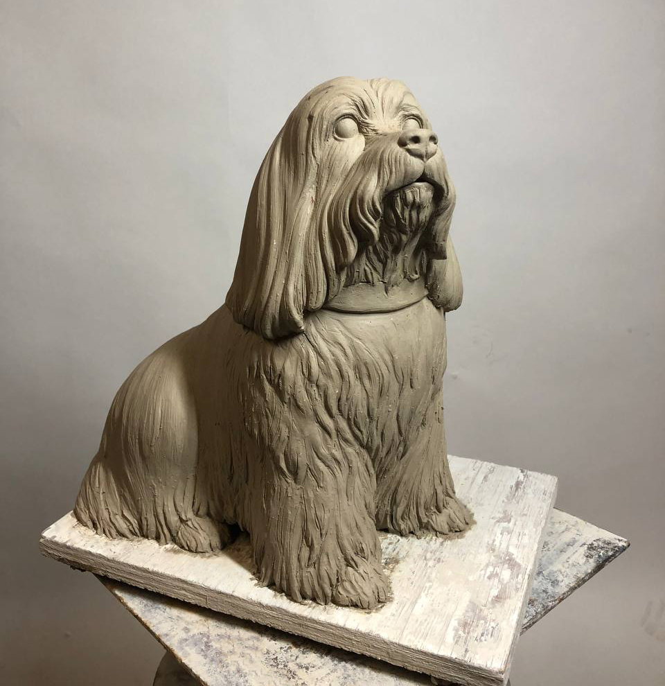  скульптура собаки