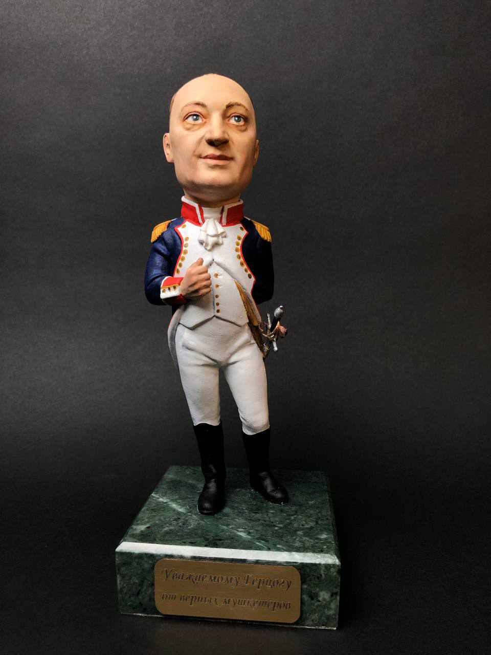 Шаржевая статуэтка по фото Герцог	