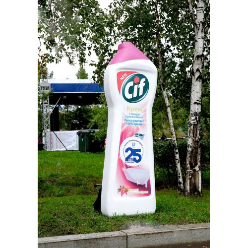Volumetric advertising figure for Cif detergent
